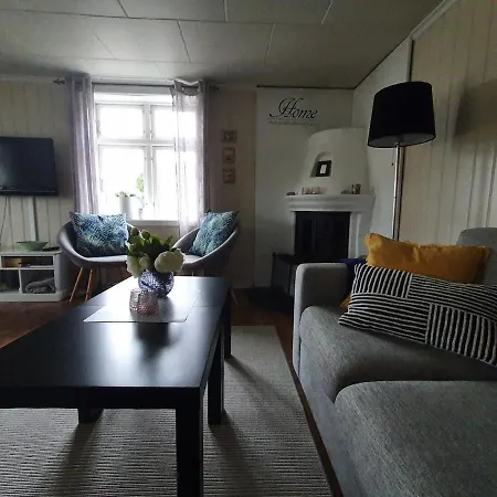 度假居 A Cozy Little House With A Lovely Sea View
